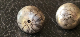 2x 18e eeuw knopen  1783 zilver  gebied merken aanwezig gelderland.