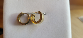 Lekkere zware creolen met meander motief 14 kr 6 gram 6mm dik 15 mm dik