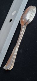 Kleine dessert lepels zilver 3x 14 vm 1810 maker niet leesbaar.