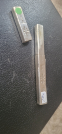 Naalde koker antiek 18e eeuw geen keur wel zilver 9 cm 18 gram.