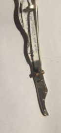 Zilver gehamerde broche met Carneool 8,5 cm.  1930.