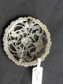 Zilver broche  5 cm gravering bloem Schoonhoven