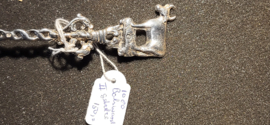 Zilver geboorte lepel met koe vermoedelijk Bolward 2e gehalte  49 gram.