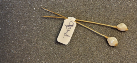 Antieke zeeuwse set kapspelden goud met parel  2,5 gram  7 cm.