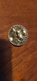 Zeldzaam knoop van Leonardus Bergh  1865 koe melken.