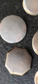 6x antieke klederdracht knopen 18/19e eeuw 14 mm.
