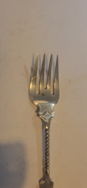 Vork  zilver  van kempen  nieuwstaat.12 cm.