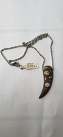 Zilver houden hanger bezet streepagaat en citrien met anker collier.