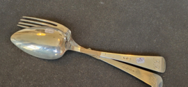 Zilver couvert van J A Gerritsen  Zeist 1917   nieuwstaat 21 cm 140 gram.