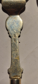 2x Zilver vleesvork en 1 zilver cake vork met agaat heften. 16 cm en20 cm.