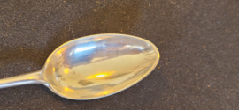 Zilver lepel van Dirk Egeling 1765 Utrecht  21 cm 62 gram. schaars.
