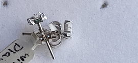 Mooie set triangel geslepen diamanten in witgoud nieuw 0.25 crt.