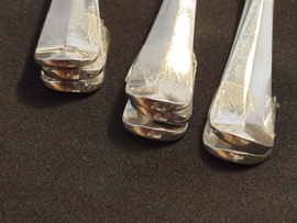 3x couvert en 2x vork  Fr Brugma zilver nieuwstaat 587 gram totaal 21 cm