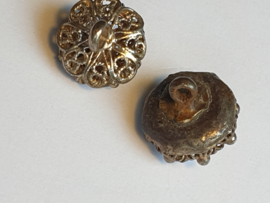 Zeeuwse Knopen set  zilver 1810 door heel nederland gedragen lot 14  14 mm