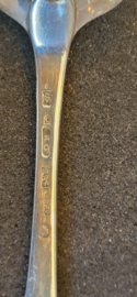 Zilver lepel van Hendrik Overhulsman Amsterdam 1805 22 cm 78 gram.