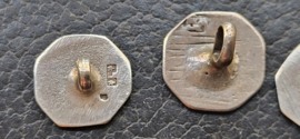 Zilver rijder knoopje A Luator  Schoorl  rond 1800  13 mm.