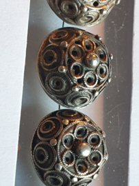 Staphorster knopen oudste model  rond 1800 zilver lot 8 Teken I*T