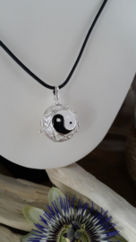 Yin Yang locket cage hanger zilver