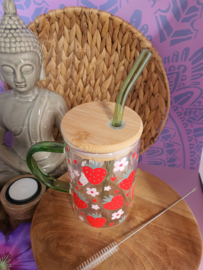 Drinkglas met handvat, bamboe deksel en rietje 'Aardbeien' groen