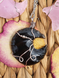 Wire wrapped Maan hanger Obsidiaan. (nr 1)