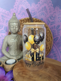 Drinkglas (blikvormige tumbler) met bamboe deksel en rietje 'Happy Birthday'