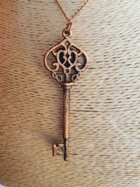 Amethist sleutel hanger met koper (nr 1)