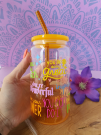 Drinkglas (blikvormige tumbler) met kunststof deksel en rietje 'Positieve spreuken'