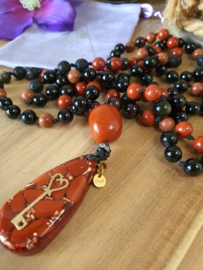 Edelstenen Mala 'grounded' met Orgonite hanger