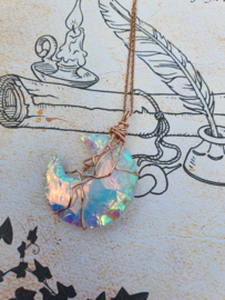 Wire wrapped Maan hanger Angel aura kwarts. (nr 1)