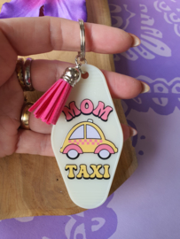 Sleutelhanger met tekst 'Mom Taxi' glow in the dark
