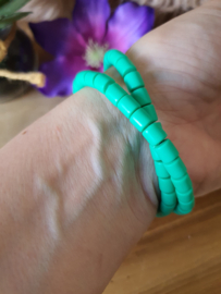 Elastische / rekbare groene (choker) ketting en armband 2 in 1 sieraad met Aventurijn hartje (nr 8)