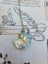 Wire wrapped Maan hanger Angel aura kwarts. (nr 5)