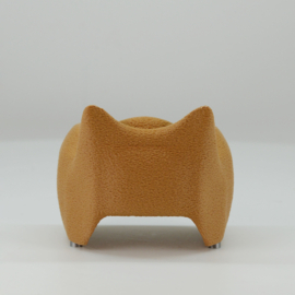 Armchair Kitty