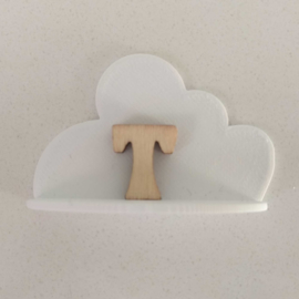 Cloud-shaped shelf