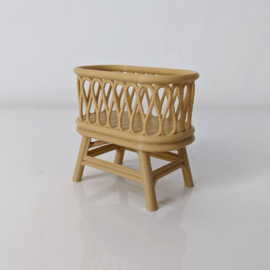 Rattan bassinet