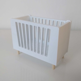 Cot with removable side