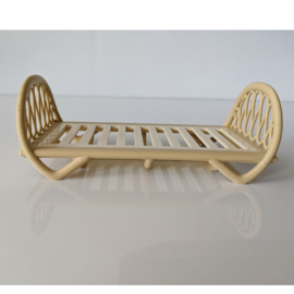 Rattan arches bed single