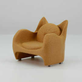 Armchair Kitty