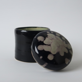 Mini urn