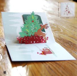 3D Kerstkaart met pop up Grote kerstboom Arrenslee Hertje en Cadeautjes Merry Christmas