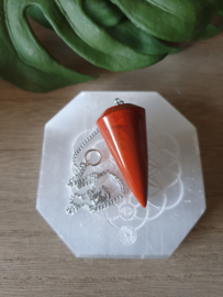 Rode jaspis pendel geslepen