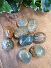 Aragoniet blauw met Onyx