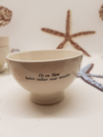 Ot en Sien 3 kleine schaaltjes met tekst