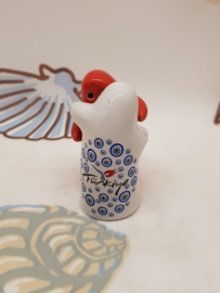 Salt and Pepper Shakers Greeting People