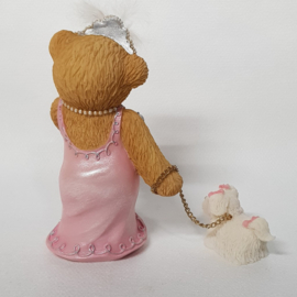 Julia Bearon as Gloria Growlette 685747 Cherished Teddies