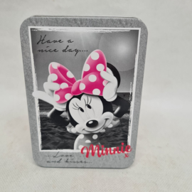 MInnie Mouse Love and Kisses Disney tin