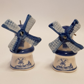 Salt and pepper mills