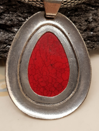 Vintage silberfarbene Halskette mit großem Amulett aus den 90er Jahren