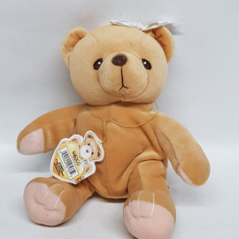 The Teddy with a heart of gold,  Karin 516562E Cherished Teddies