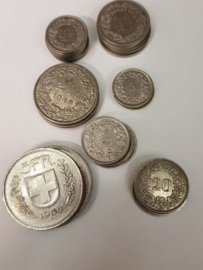 Schweiz - Helvetia 32 Münzen